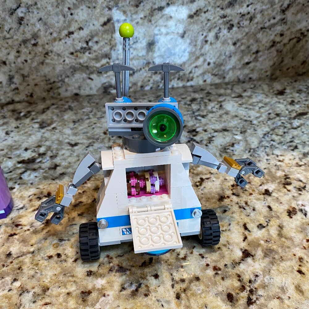 Lego # 41346 Friendship Box 2018 Retired - Picture 8 of 13